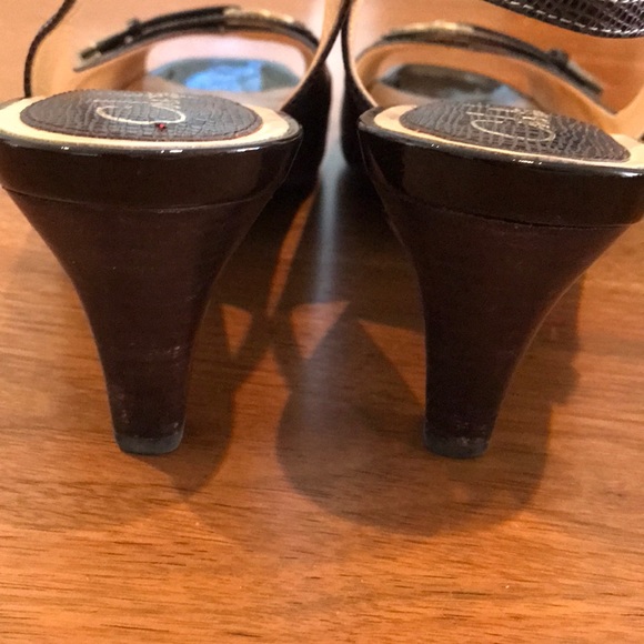 Cole Haan Nike Air Brown Slingback Heels - Picture 6 of 7